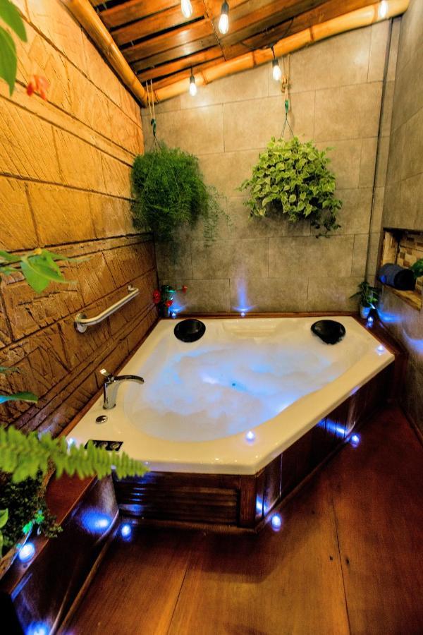 Casa Suculenta ,monteverde Con Jacuzzi Privado Y Lavanderia