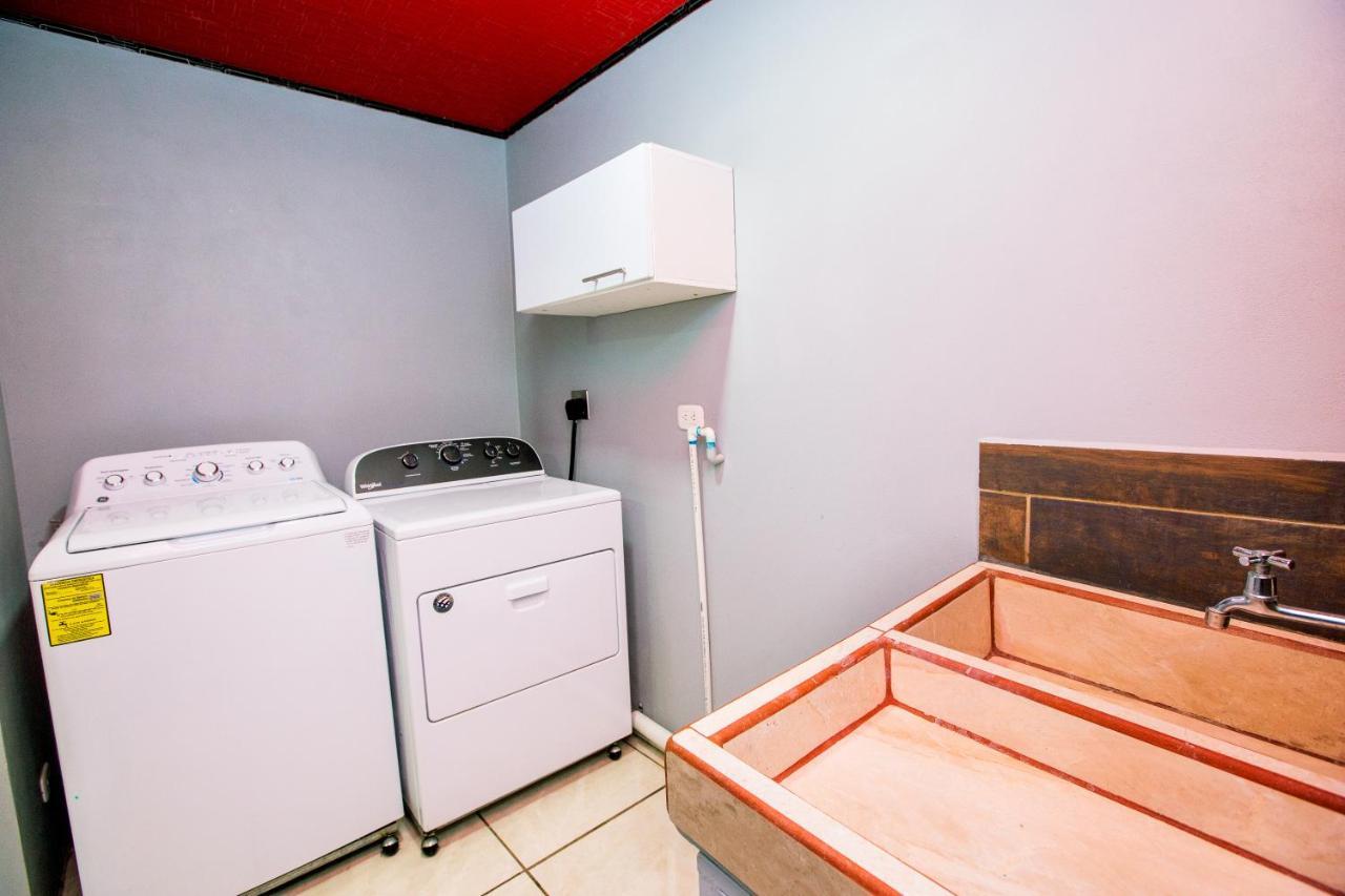 Casa Suculenta ,monteverde Con Jacuzzi Privado Y Lavanderia Apartment